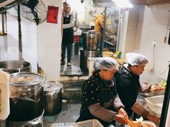 -拈签一笑黄牛肉辣卤串串