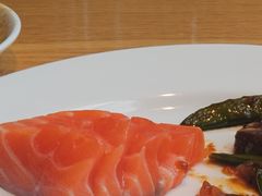 -两咖啡自助餐厅(静安香格里拉酒店)