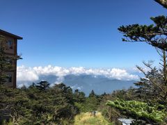-峨嵋山金顶