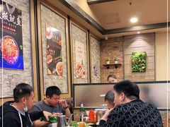 大堂-喇喇排骨火锅·传统韩式脊骨汤(望京西园总店)