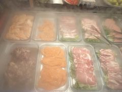 -牛里牛气· 榴莲海鲜鲜牛肉自助火锅·烤肉(横岗店)
