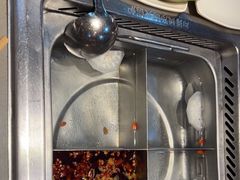 -海底捞火锅(杭州滨江九宜城店)