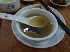 -濠轩阁特色生蚝火锅(水湾路店)