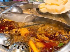 -肖肖酸萝卜鱼火锅(总店)