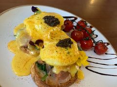 黑松露帕尔玛火腿班尼迪克蛋-UPPER KITCHEN(延安路店)