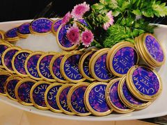 -雍容荟活帝王蟹活龙虾自助(苏宁旗舰店)