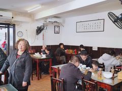 马蹄锅贴-长人馄饨铺(解放街店)