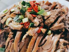 -墨脱石锅椰子鸡•香草鸭•东山羊(大东海店)