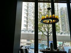 靠窗位-颐和•海鲜砂锅粥•啫啫煲(奥林匹克广场店)