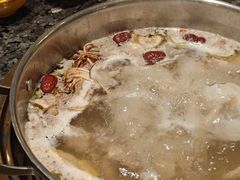 -一席地·本地鸡窝·杭帮鸡火锅(萧山银隆百货店)