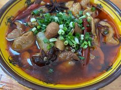 -曾氏肥肠馆(凯瑞雅居店)