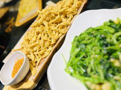 -95号酱骨·一块豆腐(展春园西路店)