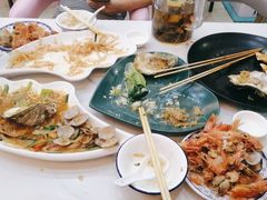 -覃记海鲜美食餐厅