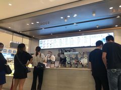 -喜茶(杭州滨江宝龙店)