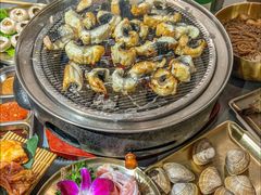 -围炉肉舍•炭烤活鳗•丹东海鲜烤肉(步行街店)