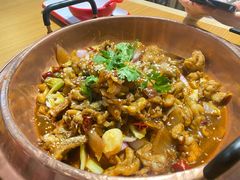 饕餮馋嘴牛蛙-虾弄弄海派小龙虾·牛羊蝎子火锅