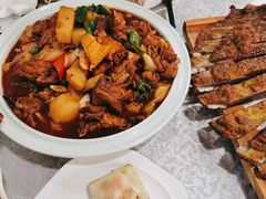 -汗腾格里·风味餐厅(新疆驻京办店)