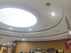 -雅悦齿科(顾村公园店)