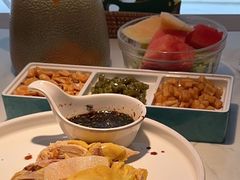 -荷塘秋月·本帮江浙菜(国权路店)