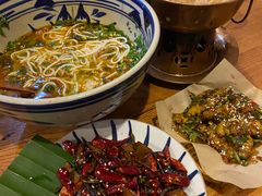 -蜗牛小馆醉乡民谣云南菜(惠新西里店)