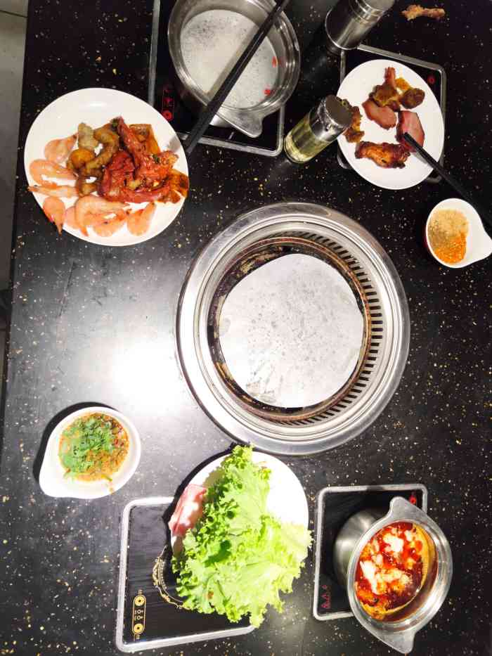 红透天自助涮烤(土门店)