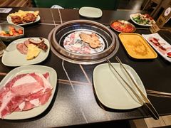 -梨花自助烤肉(西三旗万象汇黑金店)
