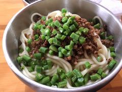 素椒杂酱面-左撇子私房面