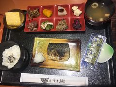 -錦 平野