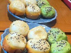 混拼招牌生煎-鑫震源·苏式大虾生煎(山塘街店)