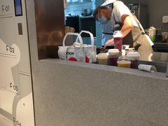-喜茶(北京华贸购物中心店)