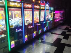 -左岸国际电影城(泉汇购物广场店)