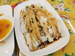 鲜虾肠粉-芳姨广东砂锅粥(张庄路店)