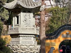 -龙华寺