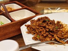 -乐忻皇朝(上海中心大厦店)