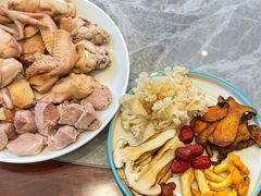 -茂名熹龙国际大酒店(人民广场高铁站店)