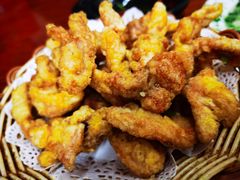 -胡子饮食店