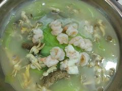 -地方名吃海鲜大馅蒸饺(北戴河店)