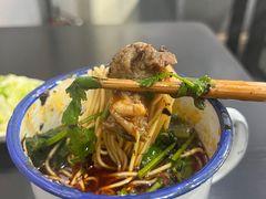 坨坨牛肉面-山城盅盅面
