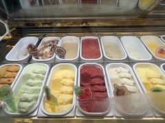 -MADO冰淇淋咖啡馆(淘金店)