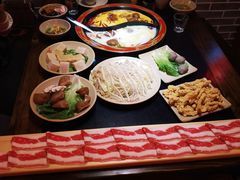 -在蜀里·一米肥牛老火锅(黄埔店)