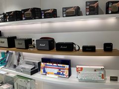 -LOL原创生活概念店(K11购物艺术中心店)