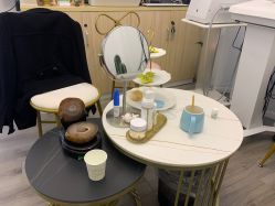 -杉惠素颜美妆皮肤管理中心