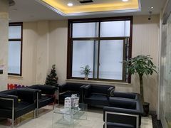 -华齿口腔·矫正种植中心(松江环城路店)