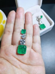 -北京七彩云南翡翠珠宝旗舰店(月坛店)