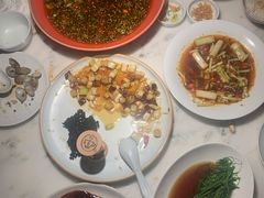 -初蓉丨遇见新川菜(亲贤街荣耀店)