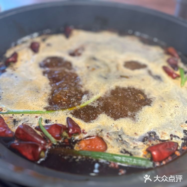 请客聚餐都很适合，有杨梅冰沙夏天的最爱，价格才9.9元