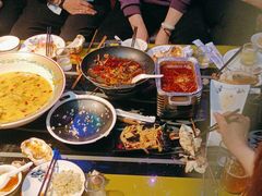 -路边边地标烧烤·川菜·小龙虾·音乐酒馆(良乡长虹店)