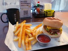 -Grinder 绞肉机汉堡(武定路店)