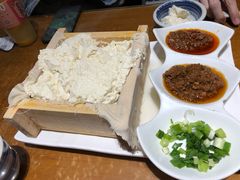 -95号酱骨·一块豆腐(展春园西路店)