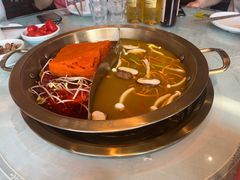 -小天鹅火锅·一线江景洪鼎旗舰店(洪崖洞店)